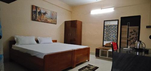 Nagaon Hotel | Monikanchan lodge