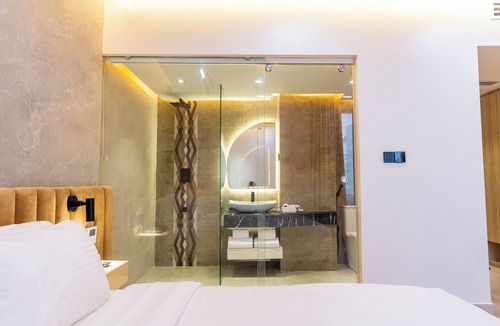 Uttara Hotel | Monsoon Courtyard Luxury Hotel