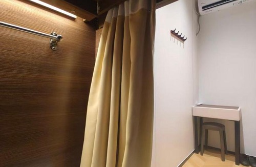 Haizhu Hotel | Moon International Youth Hostel-Changgang Metro Station Branch near the Second Affiliated Hospital of Guangzhou Medical University
