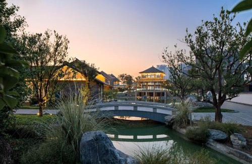 Deyang Hotel | Moonrise Hotels Resorts