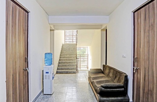 Greater Noida House | Motel ∙ 3 guests