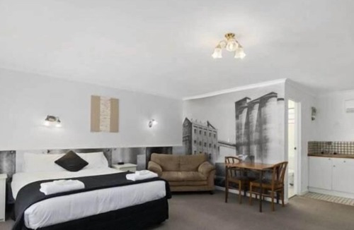 Corowa Hotel | Motel Wingrove