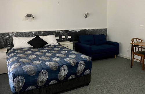 Corowa Hotel | Motel Wingrove