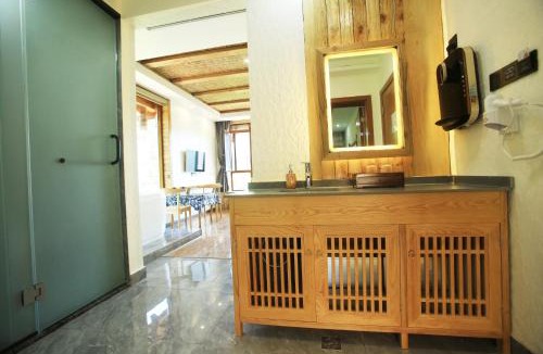 Wulingyuan House | Mountain-scenery inn