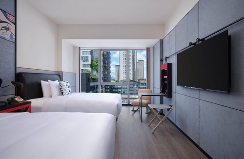 Jiangbei District Hotel | Moxy Ningbo Old Bund