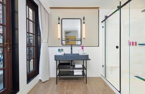 Putuo Hotel | Moxy Shanghai Putuo