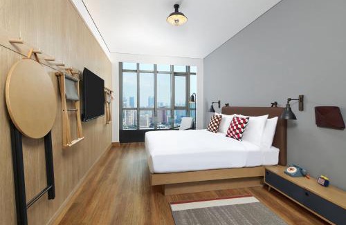Xuhui Hotel | Moxy Shanghai Xuhui