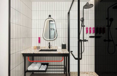 Suzhou Old Town Hotel | Moxy Suzhou City Centre