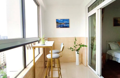 Baoshan Apartment | Mrs.Li apartment Line No.7 nearby