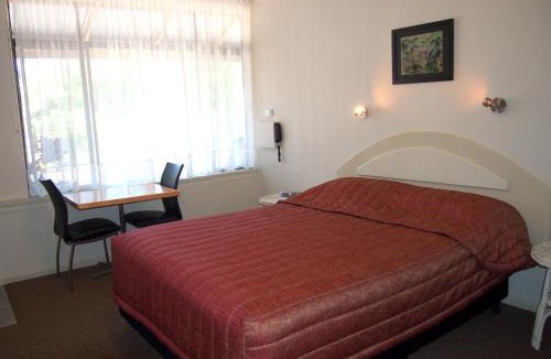 Swan Hill Hotel | Murray River Motel