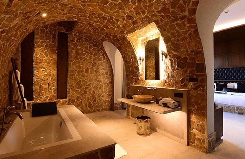 Moganshan Hotel | naked Castle