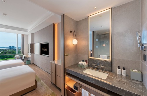 Nanjing Hotel | Nanjing Yangzi River Conference Center Longshan Lake Hotel
