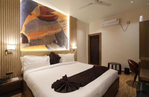 Paltan Bazaar Hotel | NE Heritage Residency