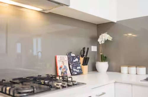 Haymarket Apartment | Near Darling Harbour & Opera House 3-Bedroom