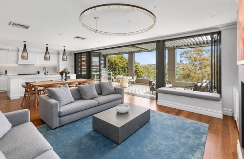 Northbridge House | Neeworra Nights Family Home