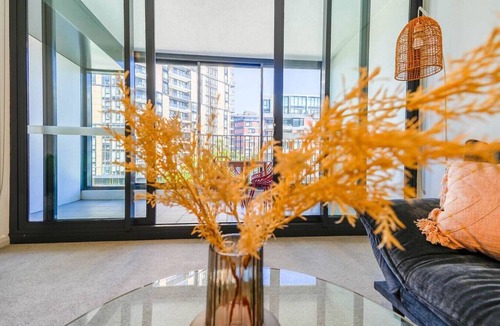 Wentworth Point Apartment | New! Adorable One Bedroom Apt in heart of WWP