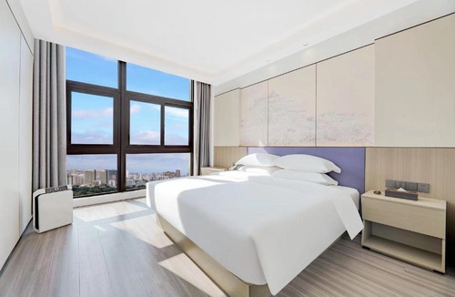 Cixi Hotel | New Century Mansion Hotel Cixi Guanhaiwei