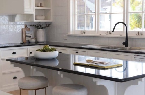 Collaroy House | *New Collaroy 3 B/R Northern Beaches Spacious & Renovated Beach Getaway Collaroy
