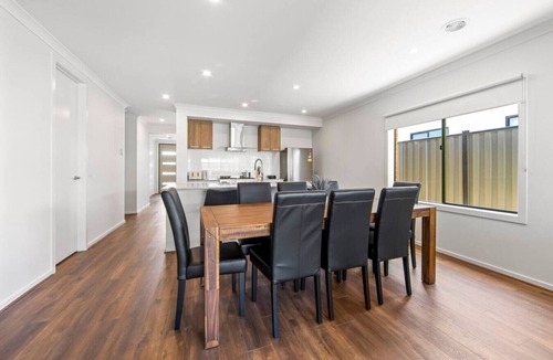 Mickleham House | New Luxury Home Perfect for Families & WorkStays