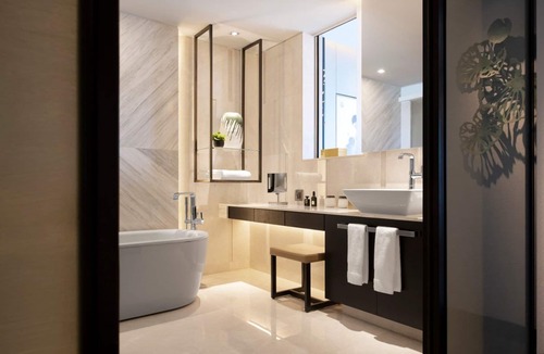 He Ping Hotel | New World Shenyang Hotel