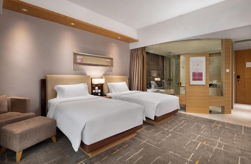 Qiao Kou Hotel | New World Wuhan Hotel