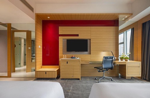 Qiao Kou Hotel | New World Wuhan Hotel