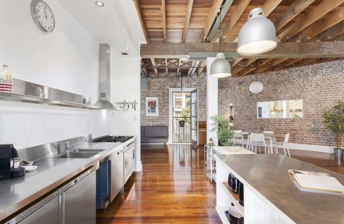 Darlinghurst Apartment | New York-Style Loft in Sydney CBD