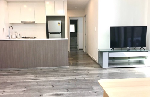 Bankstown Apartment | Nice and Clean Apartment with Free Parking and Netflix