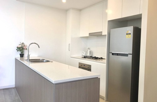 Bankstown Apartment | Nice and Clean Apartment with Free Parking and Netflix