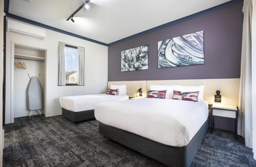 Wanneroo Hotel | Nightcap at Wanneroo Tavern