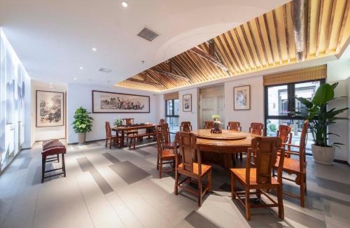 Luoyang Hotel | Nine Melodies View Courtyard Guesthouse, Luoyi Ancient City Luoyang