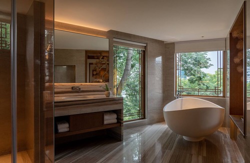 Dayan Old Town Hotel | NMAN QIANXUE CASTLE