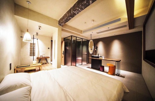 Qixing Hotel | NO.9 Alley Yuchen Res Dence
