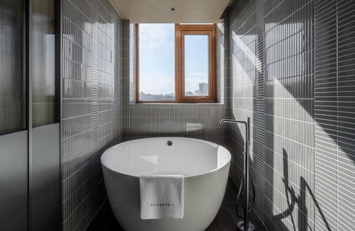 Dongcheng Hotel | NOA HOTEL BEIJING LONGFU