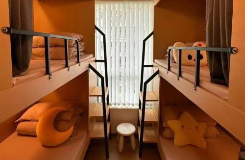 Longhua District Hostel | Nomadic International Hostel Shenzhen North Railway Stn Store