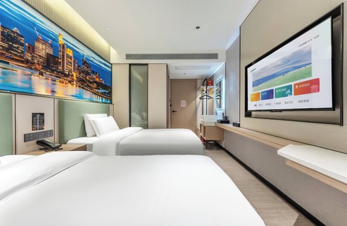 Haizhu Hotel | Norman Hotel - Binjiang East Road Subway Station, Haizhu District, Guangzhou - Free shuttle service during the Canton Fair