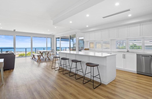 Normanville House | Norman Views - 20 Panorama Crescent