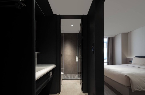 Haining Road Hotel | North Bund Light Stay Hotel Shanghai