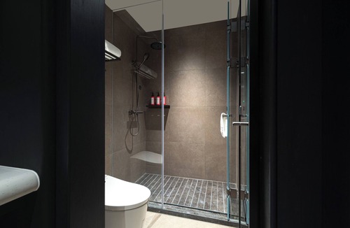 Haining Road Hotel | North Bund Light Stay Hotel Shanghai