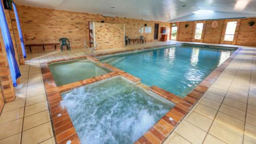 Parkes Hotel | North Parkes Motel