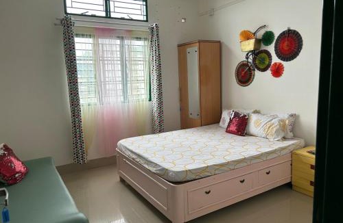 Sualkuchi Apartment | Not Hotel California