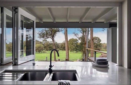 Yallingup Siding House | Notable Downs Estate near Margaret River Wineries