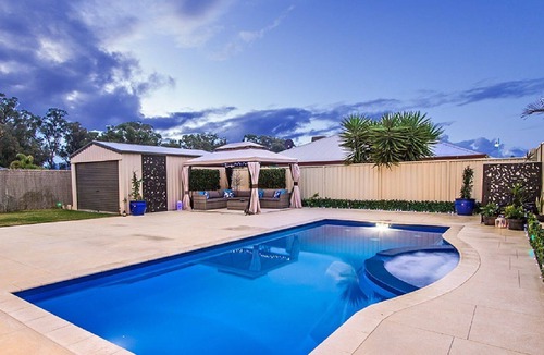 Secret Harbour House | Nottely @ Secrets... Luxurious short term accommodation