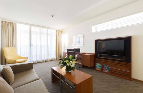 Canberra City Centre Hotel | Novotel Canberra