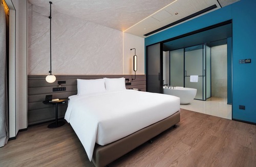 Chenggong Hotel | Novotel Kunming Yunjin