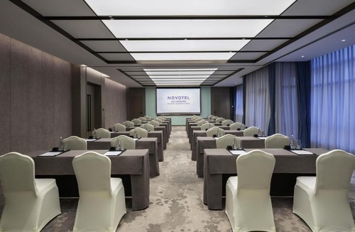 Kunshan Hotel | Novotel Kunshan Yangcheng Lake