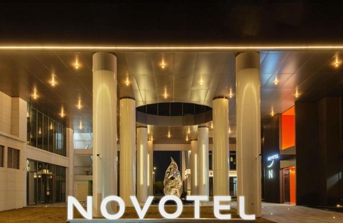 Pudong Hotel | Novotel Shanghai Lingang
