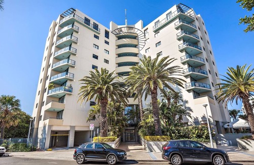 Cronulla Apartment | Ocean View, Lift Access 510 Opposite North Cronulla Beach