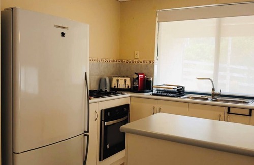 Preston Beach House | Ocean breeze Villa 3BR Walk to the beach No pets