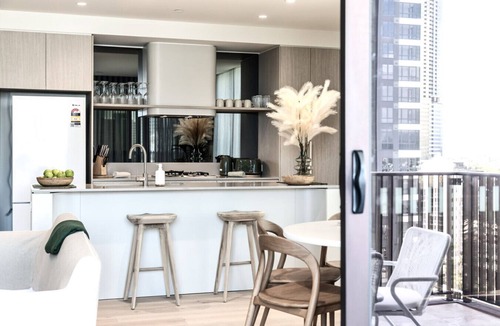 Mermaid Beach Apartment | Ocean Views at Yves Mermaid Beach